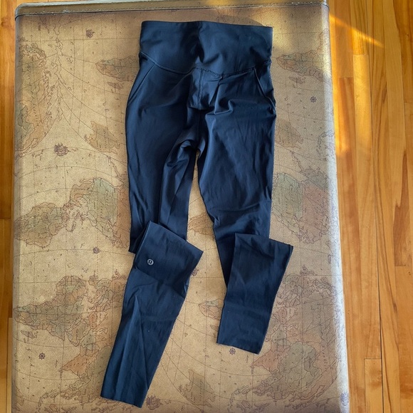 Lululemon Luxtreme black leggings - Picture 2 of 8